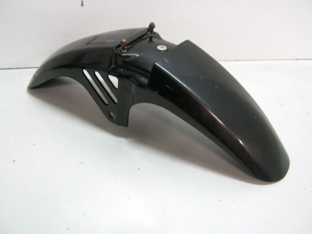 Garde boue avant  YAMAHA 600 XJ an 1984 à 1991 type 33M réf 33M5151000,  33M-51510-00 