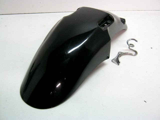 Garde boue avant YAMAHA 850 TDM an 1999 type 4TX réf 3VD-Y2151-10-4B