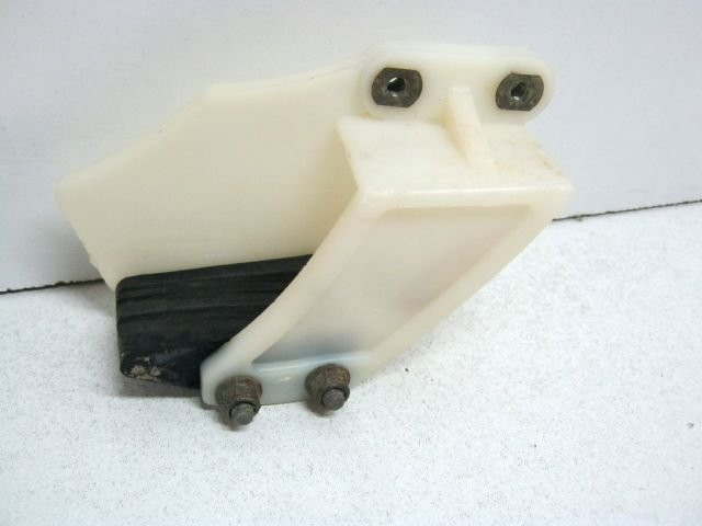 Guide chaine HONDA 125 CRM an 1995 réf 52146-KV6-010, 52146kv6010 