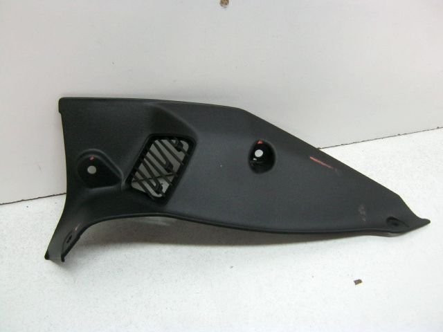 Intérieur de carénage KAWASAKI 900 Z an 2004 réf 14093-0920 