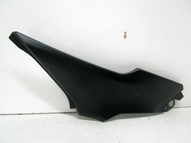 Carter latéral réservoir gauche KAWASAKI Z 900 an 2019 réf 36001-0685 