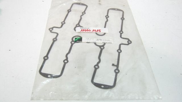 Joint cache culbuteur KAWASAKI Z 650 B1 an 1977 réf 11060-1415 