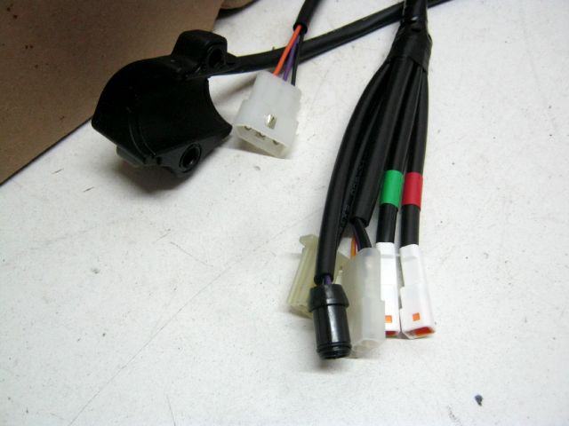 Kit homologation, clignotant interrupteur KTM réf 79712099000 