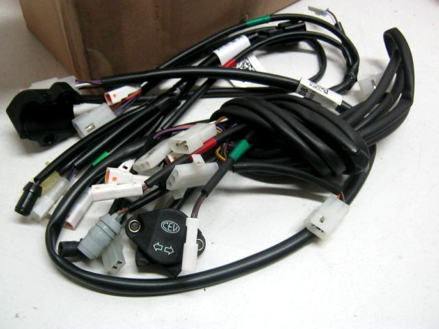 Kit homologation, clignotant interrupteur KTM réf 79712099000 