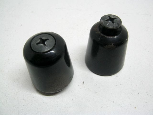 Masse , embout de guidon KAWASAKI Z 800 an 2015 réf 13042-1005