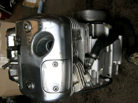 Moteur,cylindre,culasse,boite à vitesses HONDA VT 600 SHADOW année:1998