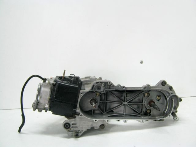 Moteur, vilebrequin, carter, culasse, cylindre PEUGEOT KISBEE RS an 2012 type K1AAAA 