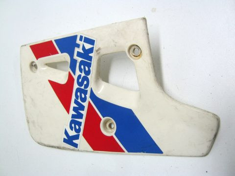 Ouie de radiateur KAWASAKI 600 KLR année 1986 type KL600A ref 49089-1070