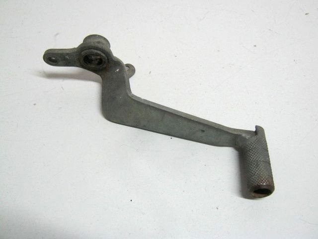 Pédale de frein arrière HONDA 600 HORNET an 2000 réf 46500-MBZ-G00, 46500MBZG00 