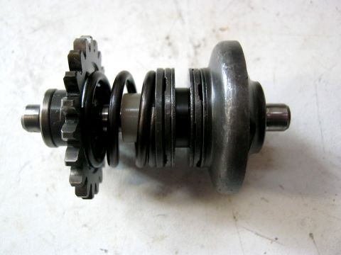 Pignon,excentrique de valve d'échappement YAMAHA 125 YZ année:1982 type:5X4 réf:5X4-11921-02,5X4-11953-01 
