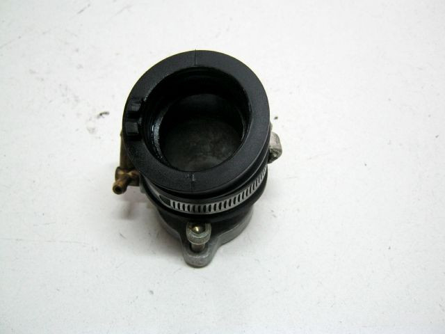 Pipe admission, tubulure d'aspiration DERBI 125 TERRA an 2007 réf 871757, 871755 
