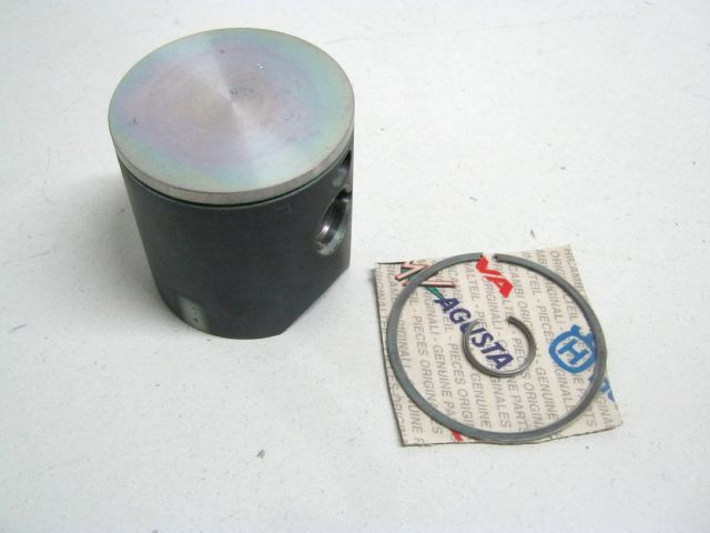 Piston , segment HUSQVARNA 125 WR an 1995 réf 800070630 