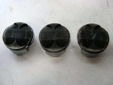 Pistons KAWASAKI ZX12R année:2000