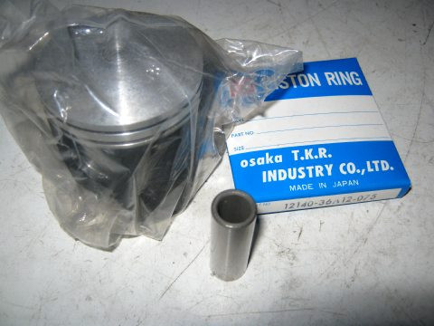 Piston TOUR MAX SUZUKI 125 RG année:1985 à 1991 réf:9316D075