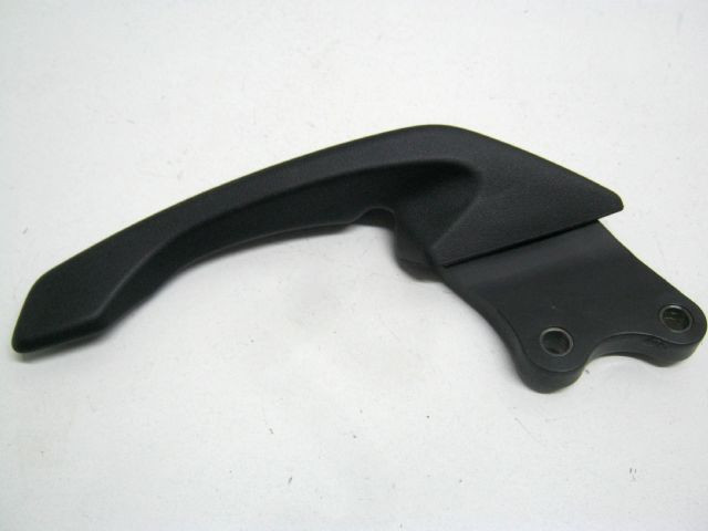 Poignée passager gauche KAWASAKI Z 750 an 2006 réf 46075-0025 