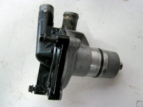 Pompe à eau HONDA 400 VFF année:1980 type:NC13