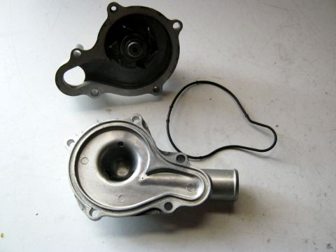 Pompe à eau YAMAHA 850 TDM annéee:1996 type:4TX,3VD