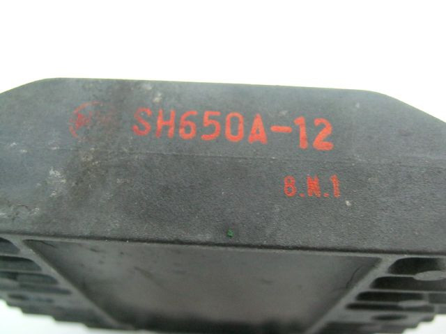 Régulateur haute tension YAMAHA 850 TDM an 1999 type 4TX réf 4JH-81960-01, 4JH8196001 