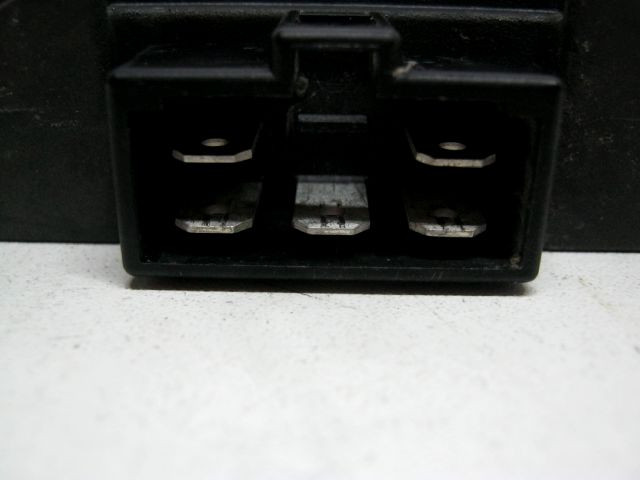 Régulateur haute tension YAMAHA 850 TDM an 1999 type 4TX réf 4JH-81960-01, 4JH8196001 