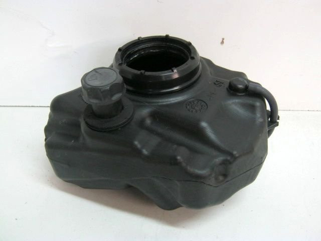 Réservoir essence YAMAHA 50 AEROX 4 T an 2019 réf 5C3F41102000 , 5C3-F4111-00, 043051