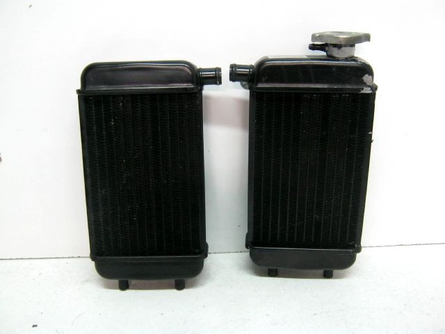 Radiateur refroidissement CAGIVA 125 SUPERCITY an 1999 type N2 réf 800062786, 800062809 