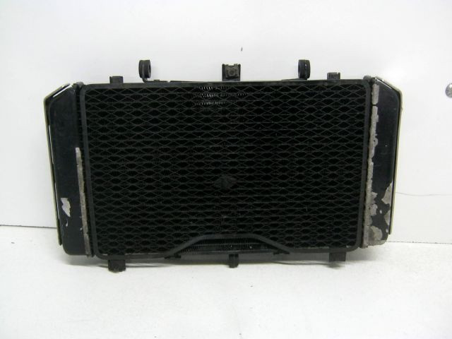 Radiateur KAWASAKI Z 750 an 2006 type ZR750JJ2A réf 39060-0007