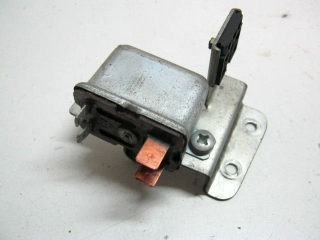 Relais démarreur VESPA 50 PK-XL2 AUTOMATIK Type VA52T an 1990  