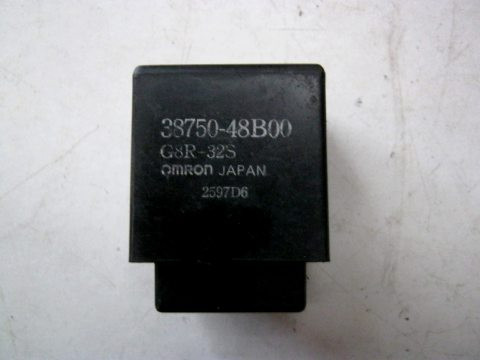 Relais électrique SUZUKI 1100 GSXF année:1992 réf:38750-48B00