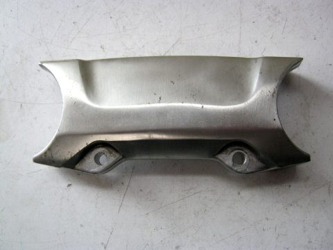 Support,renfort de garde boue avant YAMAHA 900 XJ année:1993 type:4BB