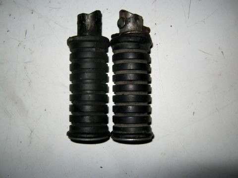 Paire repose pieds arriére YAMAHA 50 DTR année:1991 type:3HL