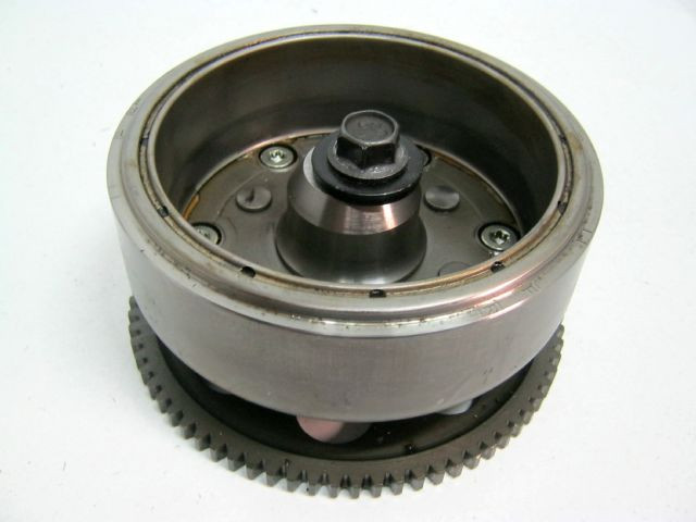 Rotor , volant magnétique , roue libre de démarreur  HONDA XL 600 VN TRANSALP an 1992 type PD06 