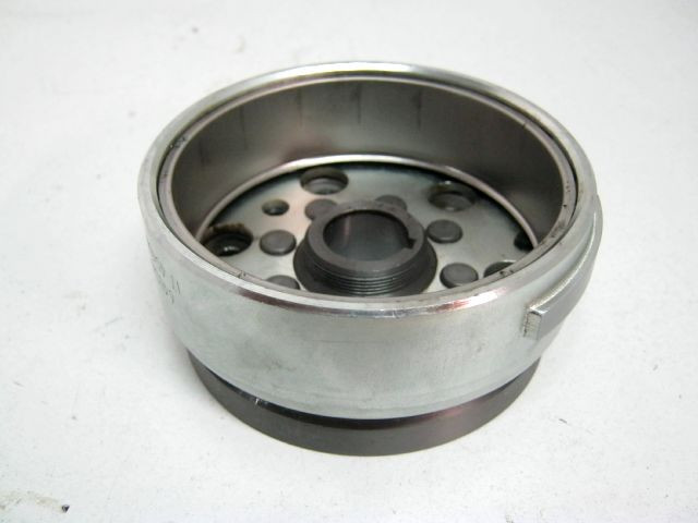 Rotor alternateur, volant magnétique DERBI 125 TERRA an 2007 réf 641480 