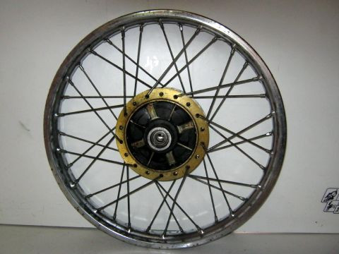 Roue arriére rayon SUZUKI 