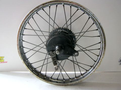 Roue arriére SUZUKI ER 80 année:1979 type:TS80