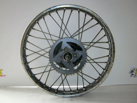 Roue arriére SUZUKI ER 80 année:1979 type:TS80
