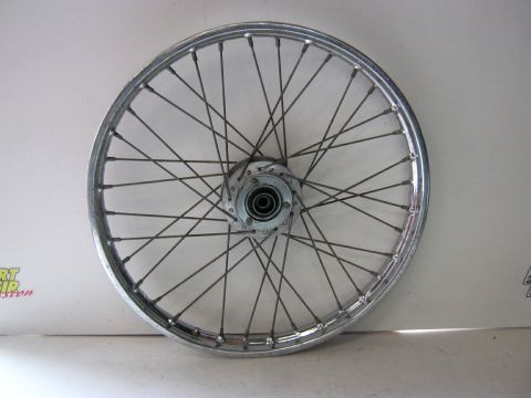 Roue avant à rayons moto