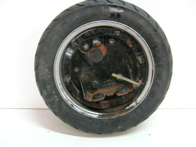 Roue de secours, support de batterie VESPA 50 PK-XL2 AUTOMATIK Type VA52T an 1990 réf 214818 