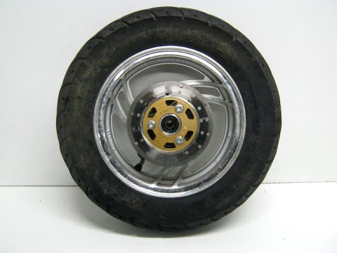 Roue , disque de frein , pneu avant PEUGEOT 50 V-CLIC an 2008