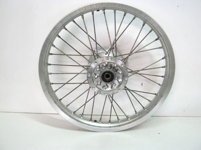 Roue jante arrière KAWASAKI 125 KMX année 1999 type MX125B réf 41025-1205 , 41034-1295 , 410341305 