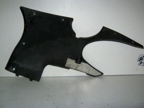Demi sabot droit SUZUKI 750 GSXF année:1999 réf:94471-08F00