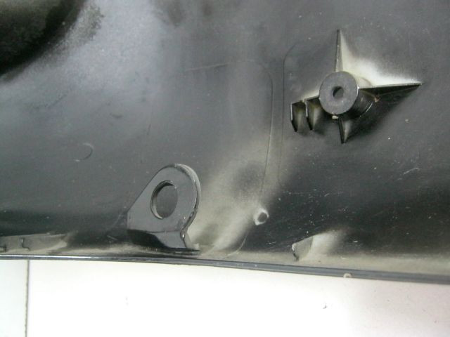 Spoiler , sabot moteur noir PIAGGIO TYPHOON année 2000