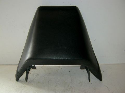 Selle arriére YAMAHA 1200 V MAX année:1988 type:2EN,1FK réf:1FK-24750-00