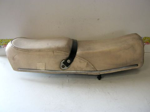 Selle HONDA 650 CB année:1979 type:RC03