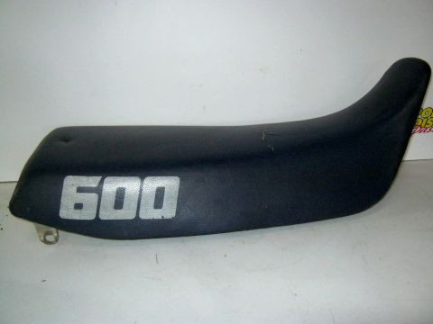 Selle SUZUKI 600 DR type:SN41A année:1988