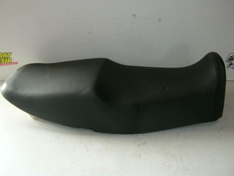Selle YAMAHA 600 DIVERSION année:1995 type:4BP réf:4BP-24760-00