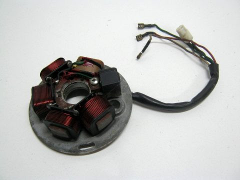 Stator allumage PIAGGIO , VESPA 125 LX , COSA année 1993 