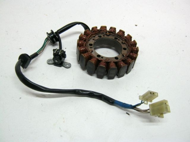 Stator alternateur , capteur allumage YAMAHA 850 TDM an 1999 type 4TX réf 4TX-81410-00, 4TX8141000 