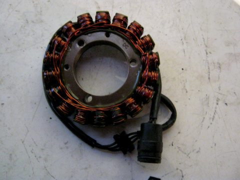 Stator d'alternateur KAWASAKI 600 ZXR,ZX6R année:2001 type:LKW1AL40J031