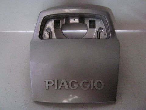 Support,entourage de feu arriére PIAGGIO 125 X9 année:2002