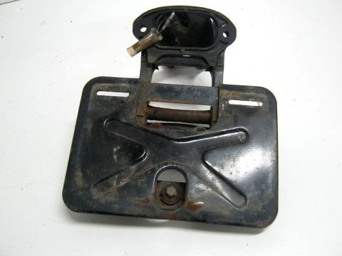 Support de plaque , feu arrière YAMAHA 750 XS an 1977 type 1T5